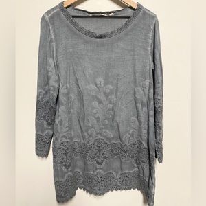 Soft Surroundings Crotchet Embroidered Tunic Top.  Sz: L